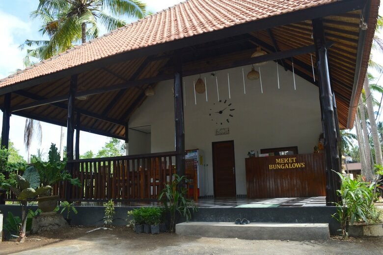 Bed & Breakfast Meket Bungalows