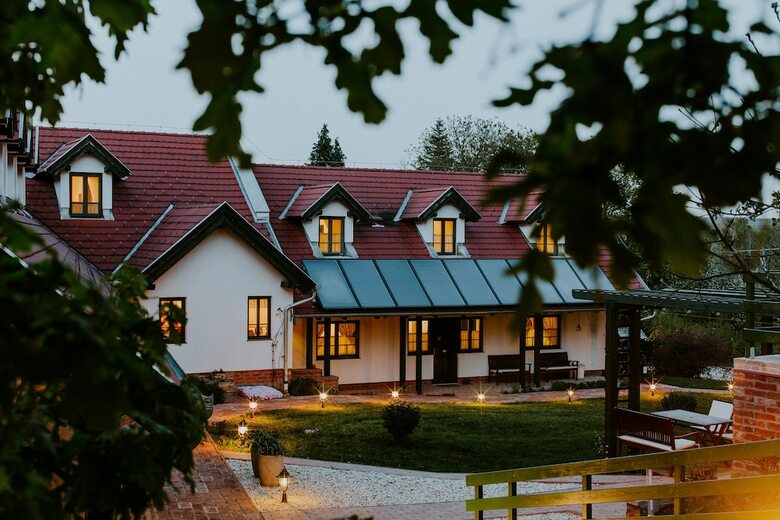 Bed & Breakfast Kosbor Panzi�