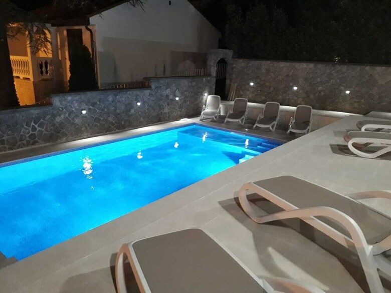Apartments Ivezic