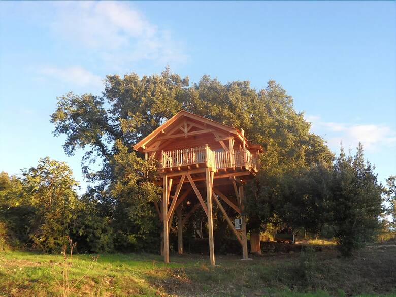 Cabane D'h�tes Avec Spa Aura Cabana