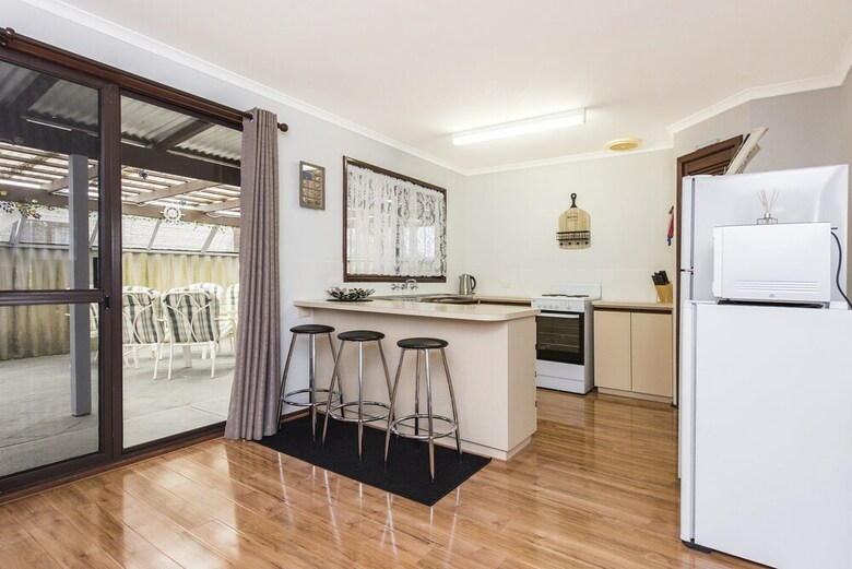 Moore River Retreat - Ideal Family Holiday Home