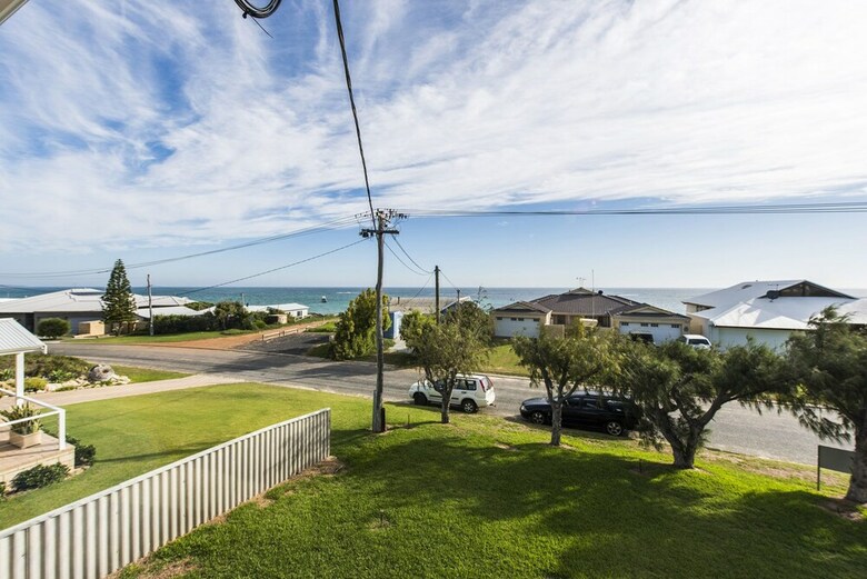 Mario's - Ideal For Two Families Ocean Views Pet Friendly