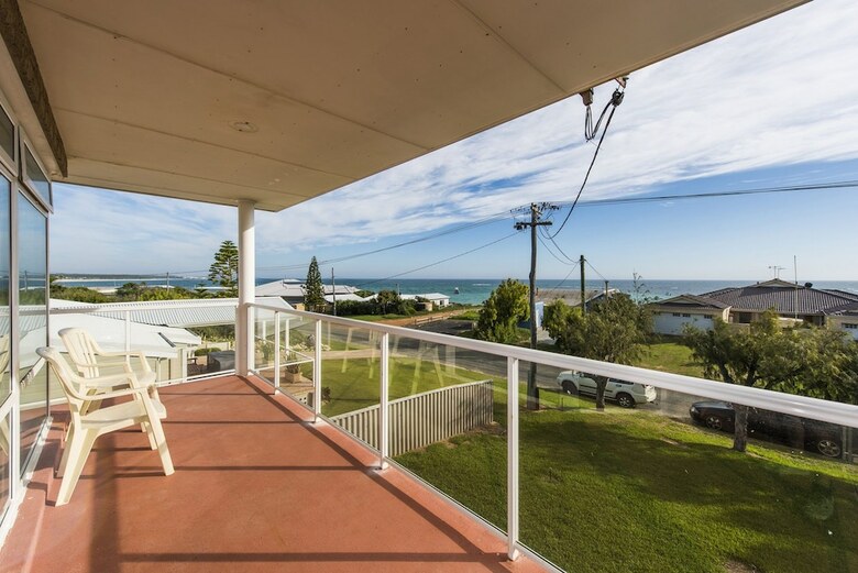 Mario's - Ideal For Two Families Ocean Views Pet Friendly