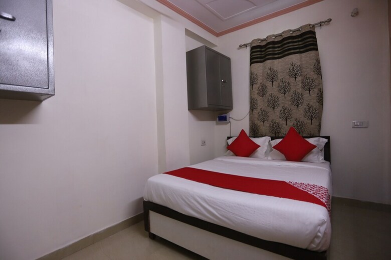 Hotel Oyo 60895 Shri Prannath Ji Spj