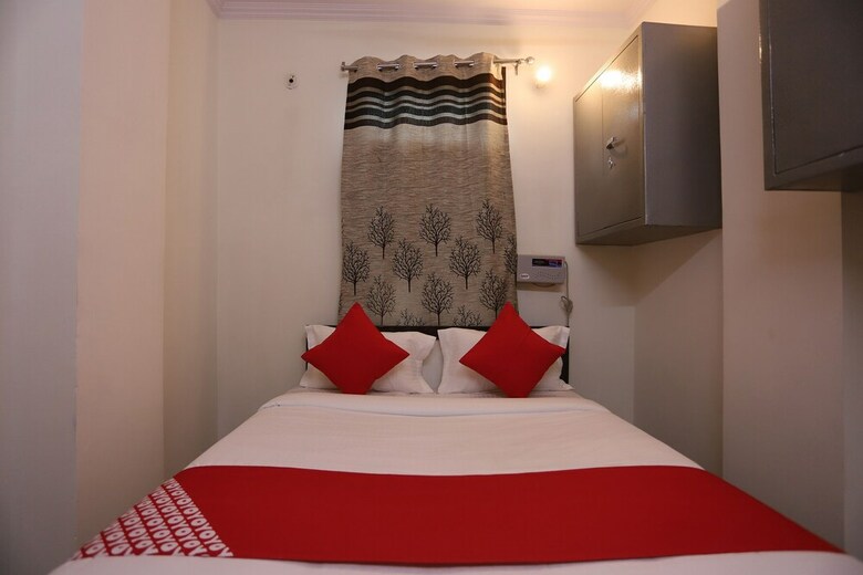 Hotel Oyo 60895 Shri Prannath Ji Spj