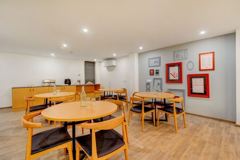 Hotel Oyo Townhouse 219, Sector 49, Gurgaon