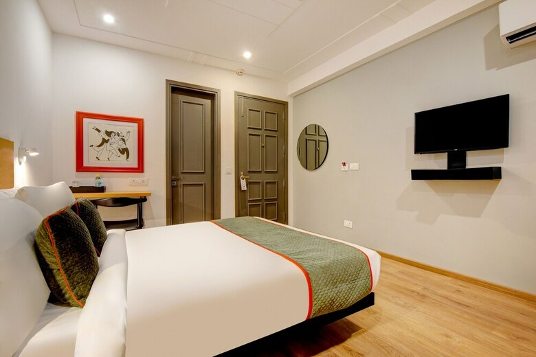 Hotel Oyo Townhouse 219, Sector 49, Gurgaon