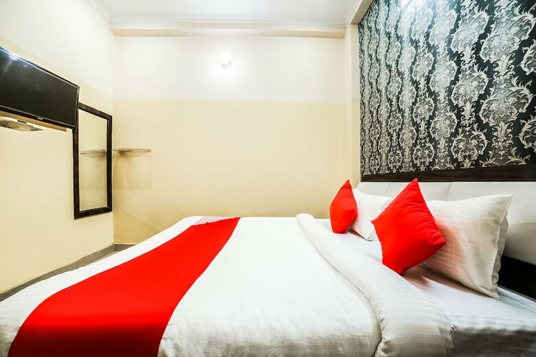 Hotel Oyo 44135 Jyoti Palace