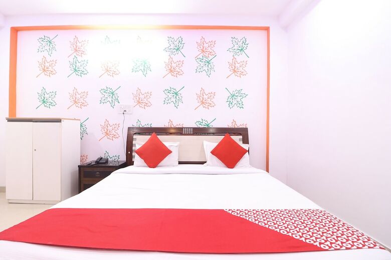 Hotel Oyo 49535 Attrap Residency