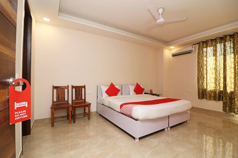 Oyo 37908 Hotel Prime