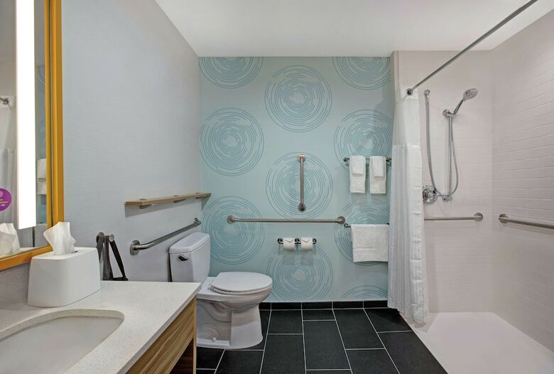 Hotel Tru By Hilton Austin Airport, Tx