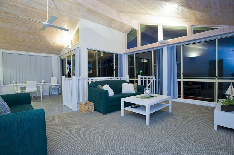 Baybreeze, 18 Tomaree Road