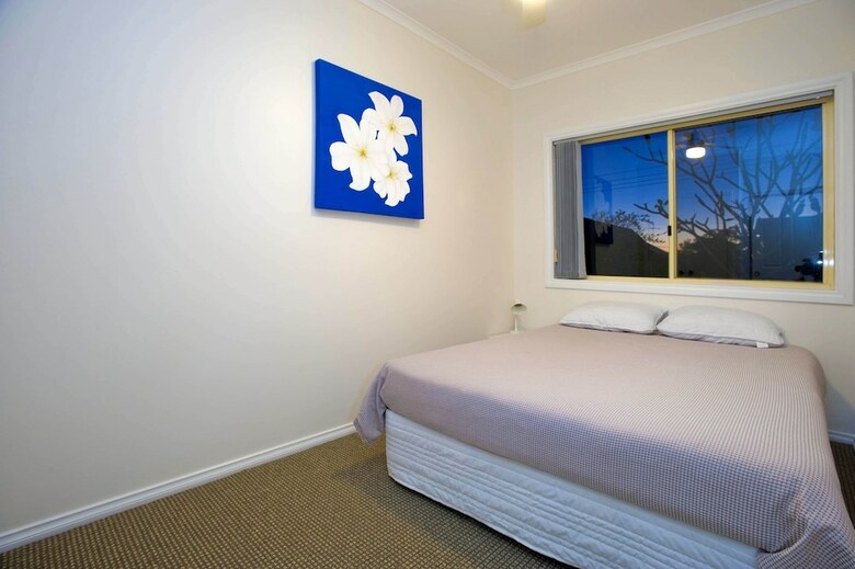 Baybreeze, 18 Tomaree Road