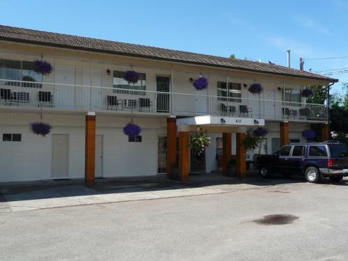 Sunnycrest Motel