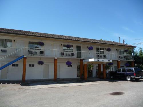 Sunnycrest Motel