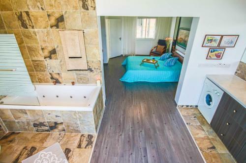 Villa Blue Phoenix