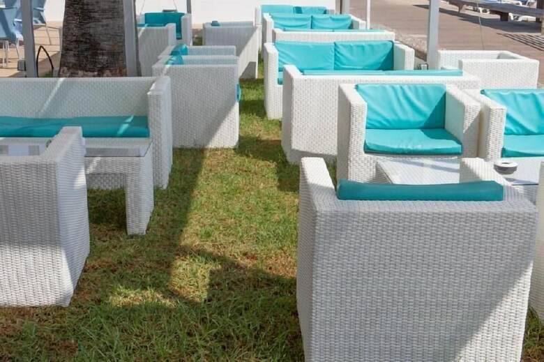 Vrissaki Beach Hotel