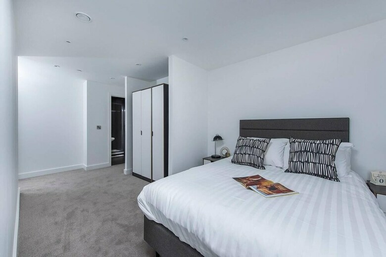 Lovely, Modern 3br Apartment In City Centre