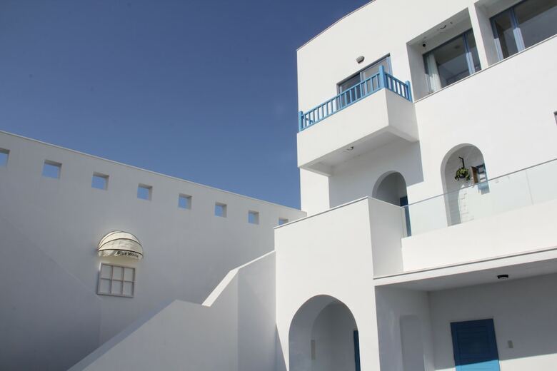 Hotel Blue White