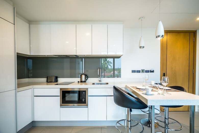 Oceanstone Resort By Lofty