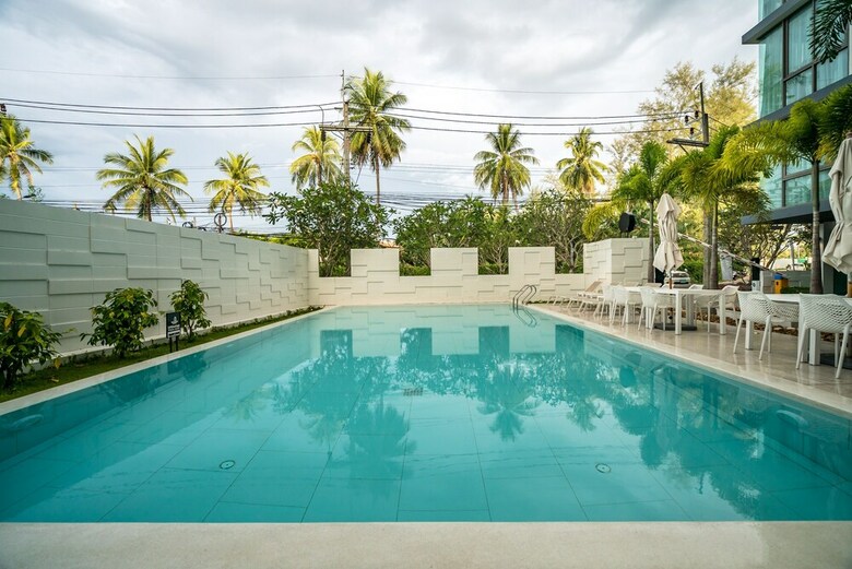Oceanstone Resort By Lofty