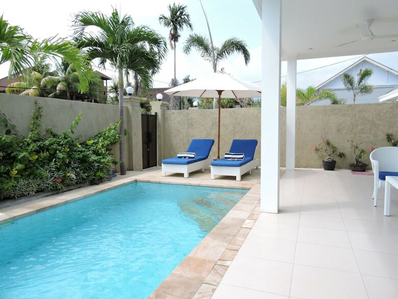 Hotel Kartika Villas