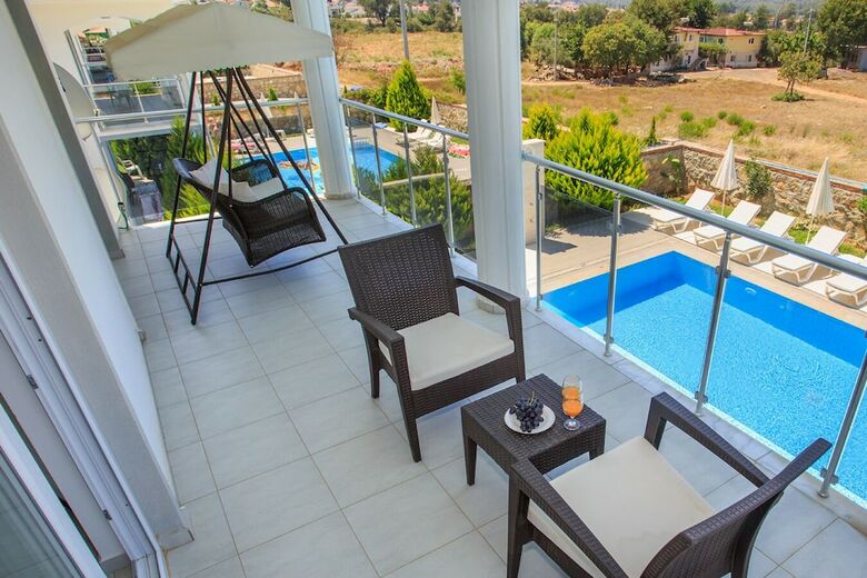 Diamond Villa 04