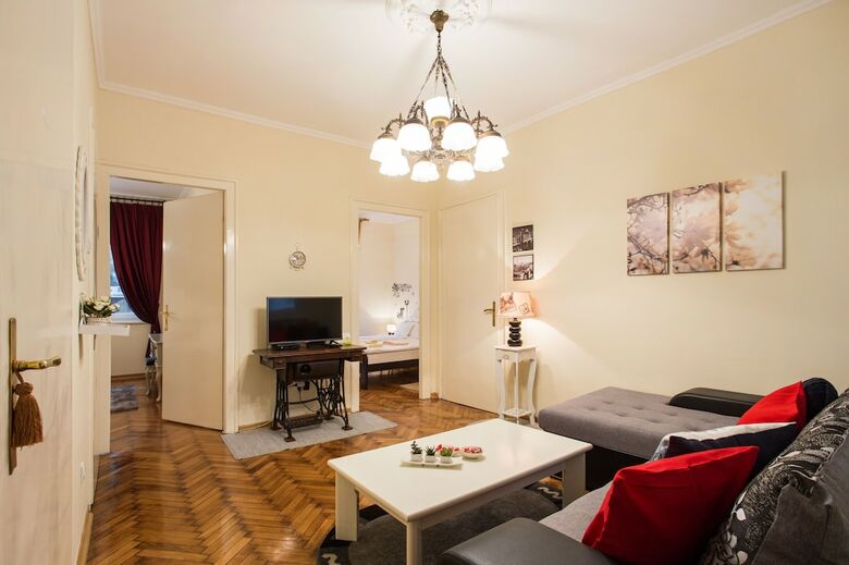 Jasmin Apartment