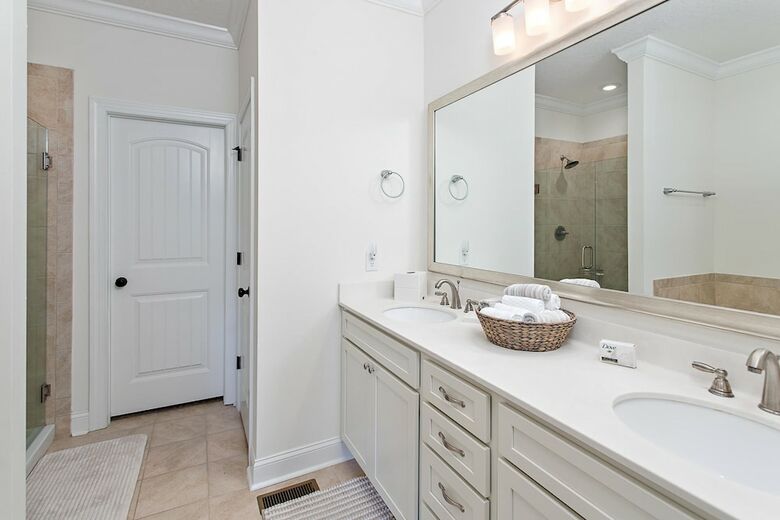 601 Mariners Circle By Hodnett Cooper