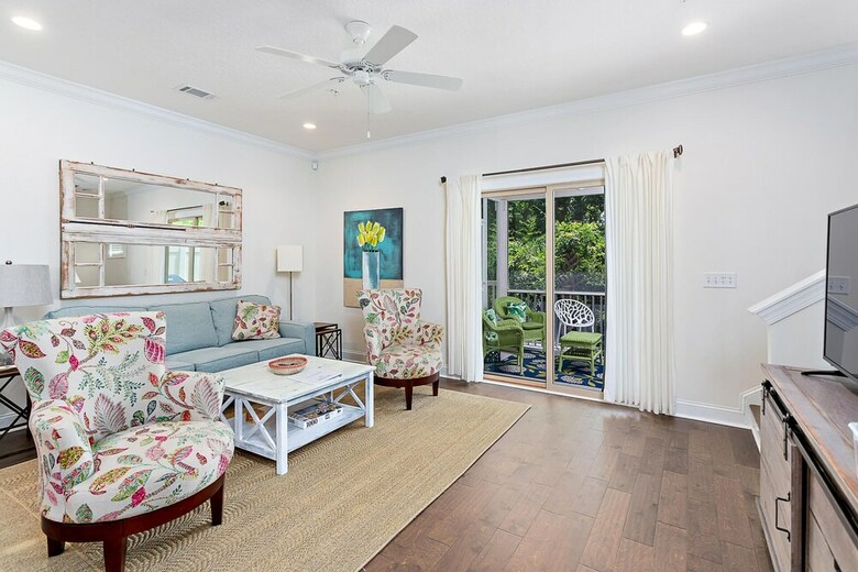 601 Mariners Circle By Hodnett Cooper