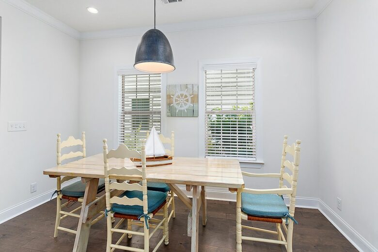 601 Mariners Circle By Hodnett Cooper
