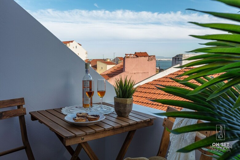 On/set Alfama - Lisbon Cinema Apartments
