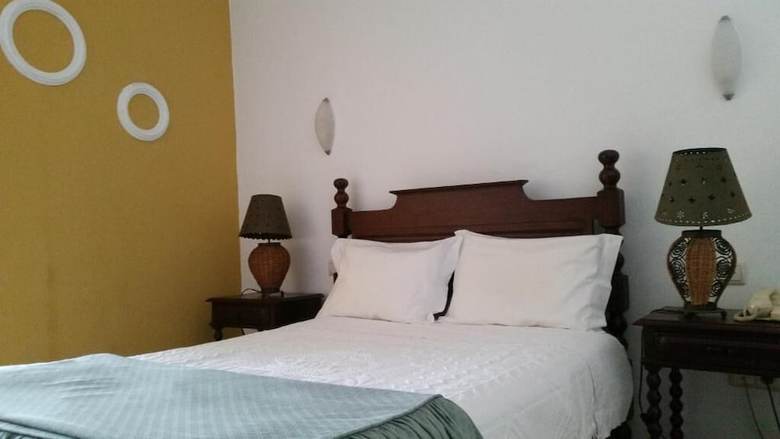 Hotel Guest House A Moderna & Restaurante
