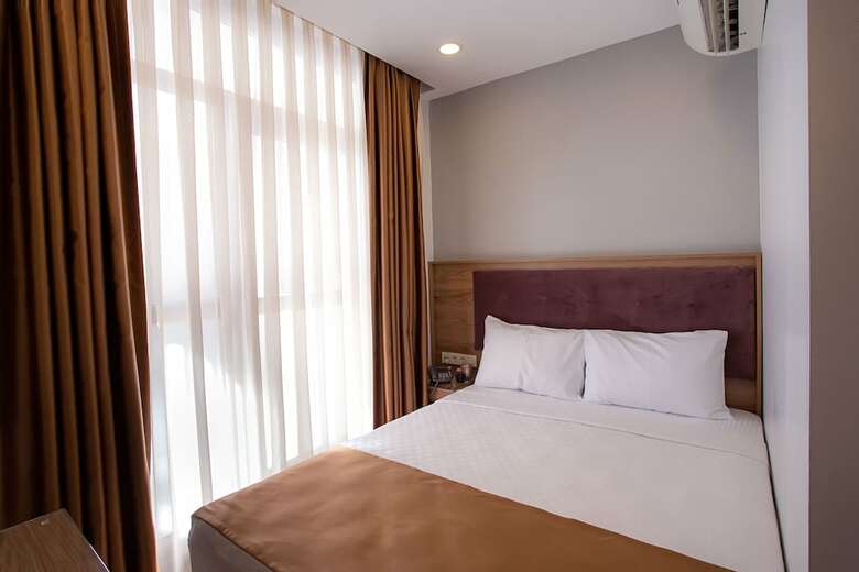 West Palace Hotel