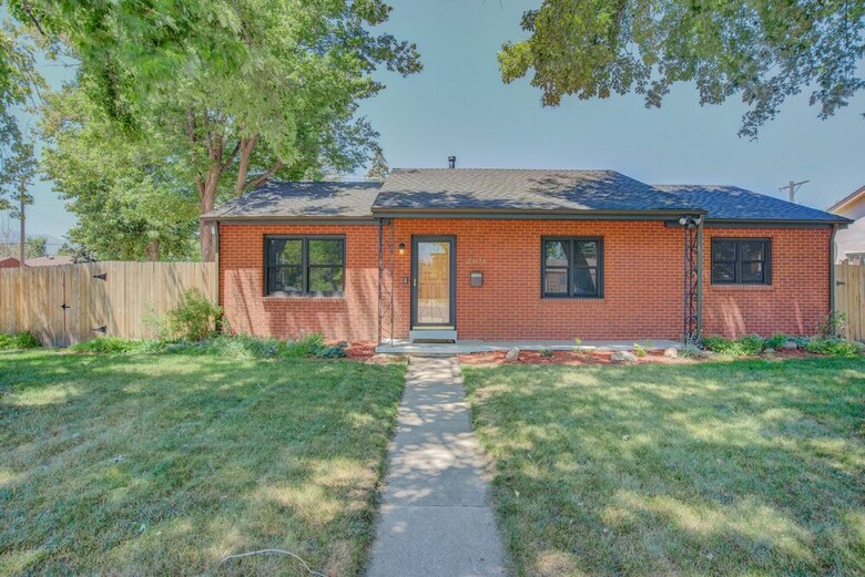 Home Sweet Home 3 Beds Central Springs Locale!