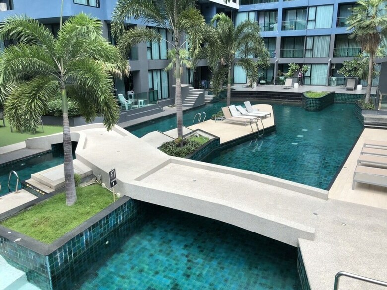 Acqua Condo Jomtien Beach Tlh