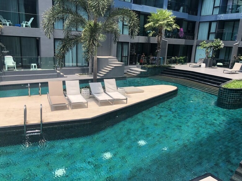Acqua Condo Jomtien Beach Tlh