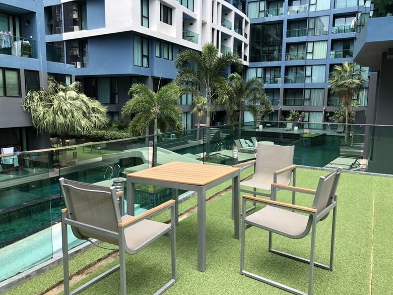 Acqua Condo Jomtien Beach Tlh