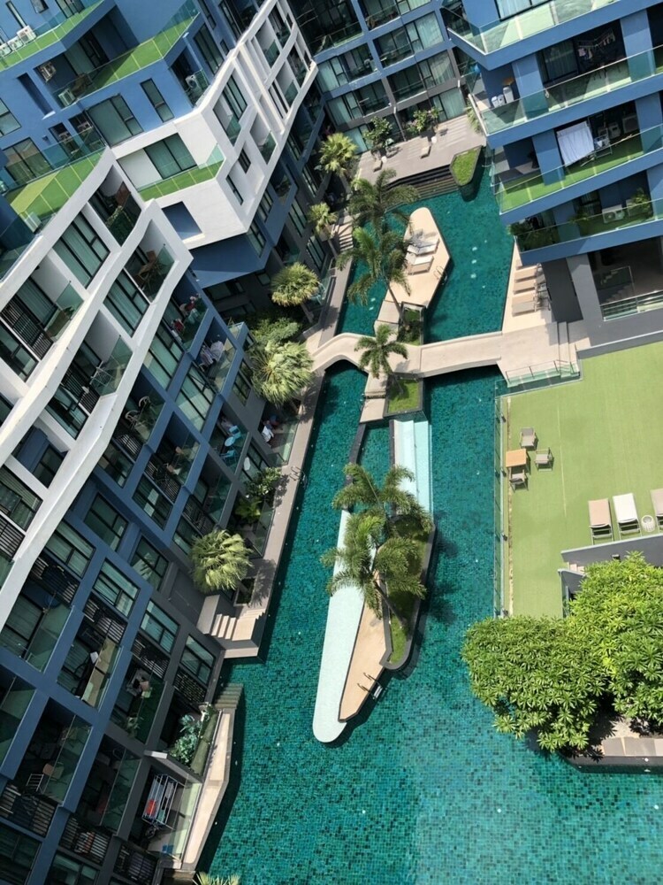 Acqua Condo Jomtien Beach Tlh