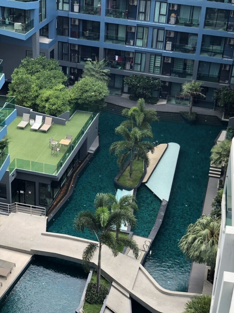 Acqua Condo Jomtien Beach Tlh