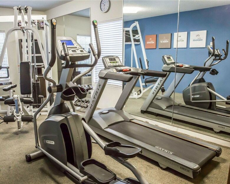 Hotel Comfort Suites Near Camp Lejeune
