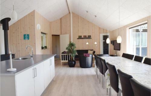 Holiday Home Kronens Have Tranek�r X