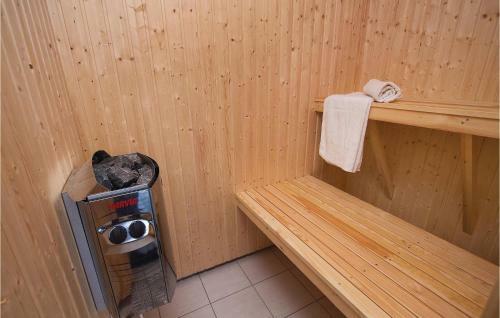 Holiday Home Kronens Have Tranek�r Denm