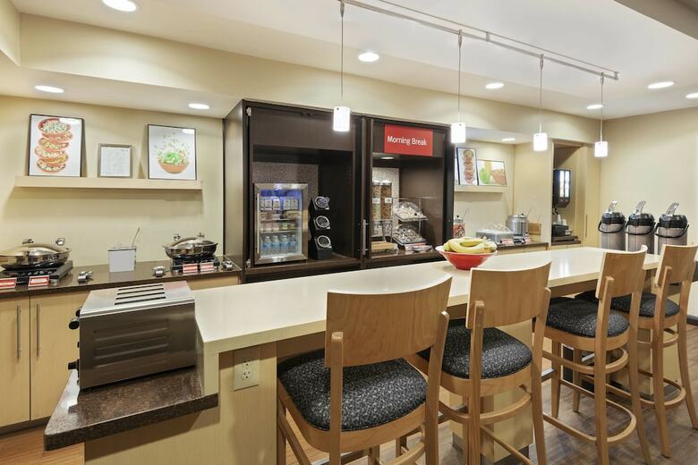 Hotel Towneplace Suites By Marriott Savannah Midtown