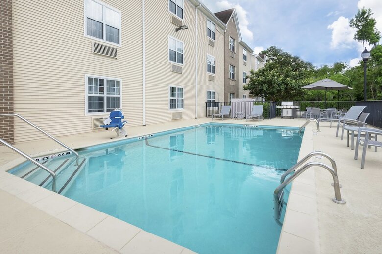 Hotel Towneplace Suites By Marriott Savannah Midtown