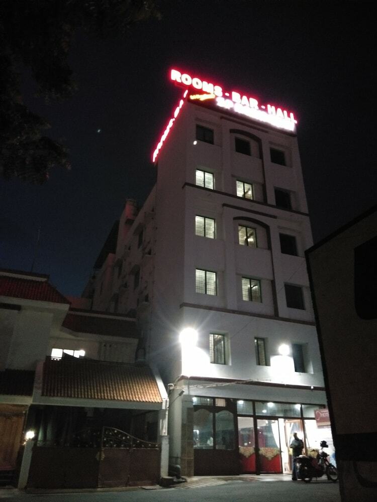 Sri Chendhoors Hotel Sp Residency