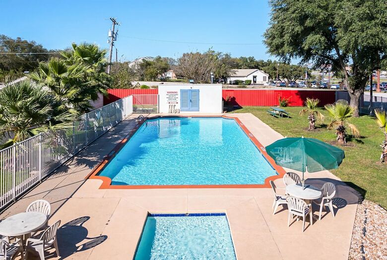 Motel 6 Round Rock