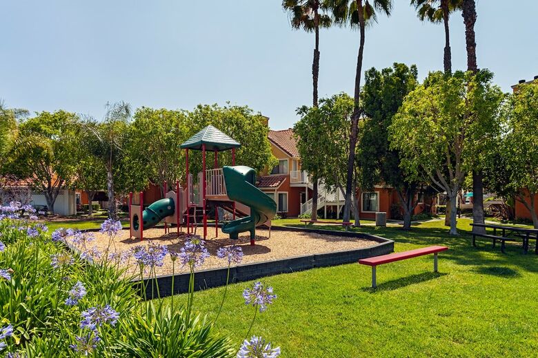 Aparthotel Clementine Hotel & Suites Anaheim