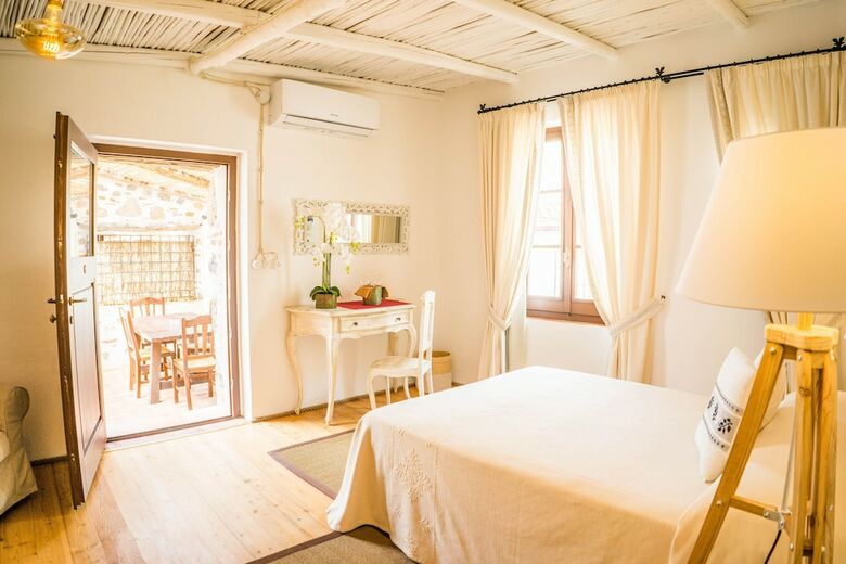 Hotel Albergo Diffuso Mannois