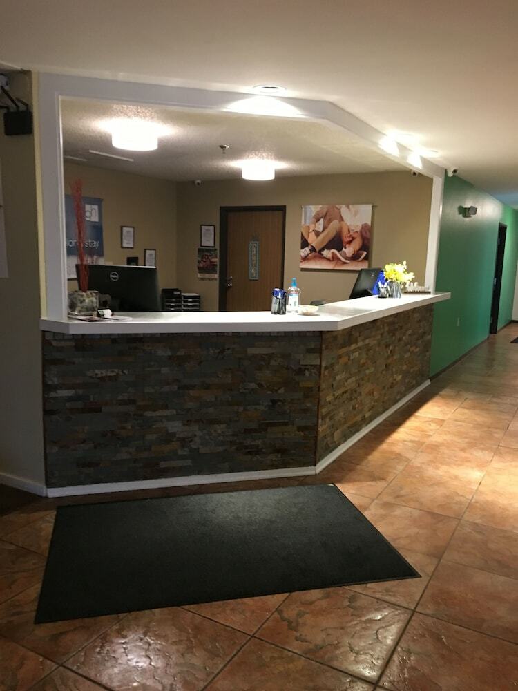 Motel Guesthouse Inn & Suites Cheyenne